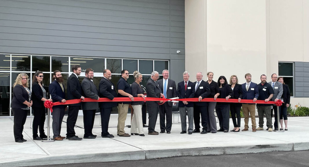 Orgill cuts ribbon on new distribution center